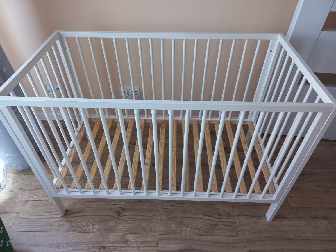 Łóżeczko łóżeczka dla bliźniąt 60x120 materacem