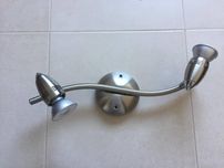Candeeiro de tecto - 2 Focos + 2 Lâmpadas