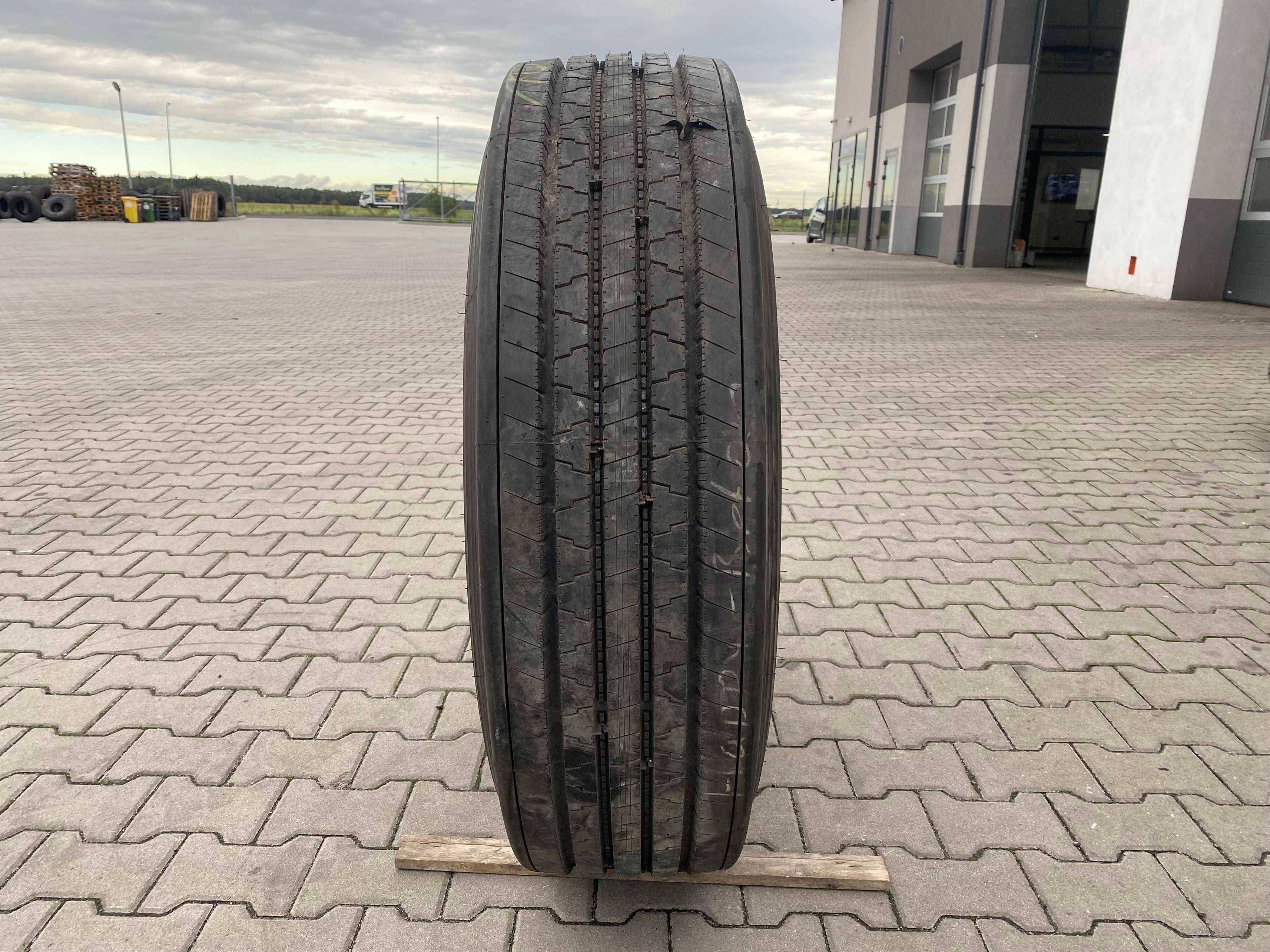 315/80R22.5 Opona FIRESTONE FS400  13-14mm Przód FS 400