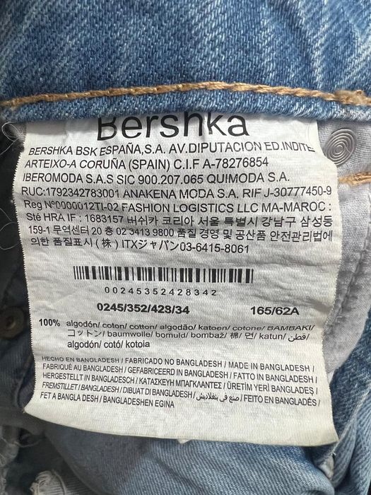 Spodnie jeansowe, Bershka rozmiar 34.