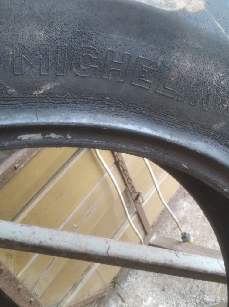 Sprzedam opony Michelin 14-9 R 38