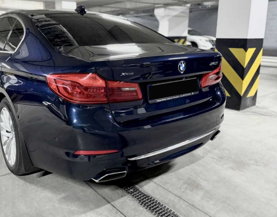 Продаж BMW 5 Series 2017 - відмінний стан , в наявності на дорогах