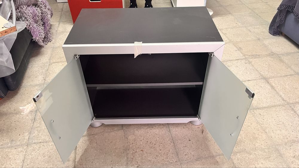 Movel tv  ideal para sala ou outra divisao