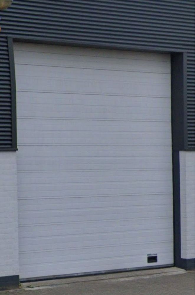 Brama 4.04x4.50 segmentowa Crawford panelowa przemyslowa