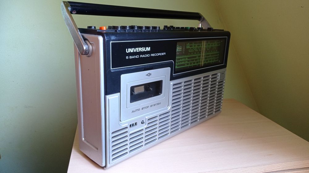 Radiomagnetofon Uniwersum CTR-2389