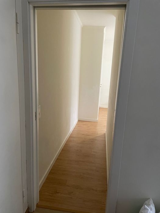 Quarto para arrendar a solteira