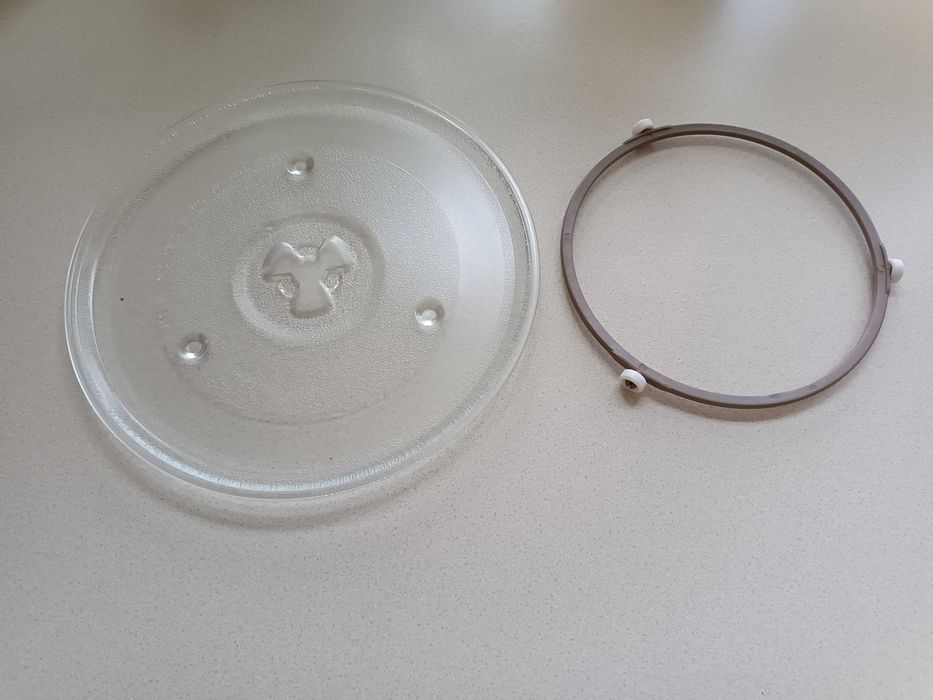 Talerz i kółko do kuchenki mikrofalowej