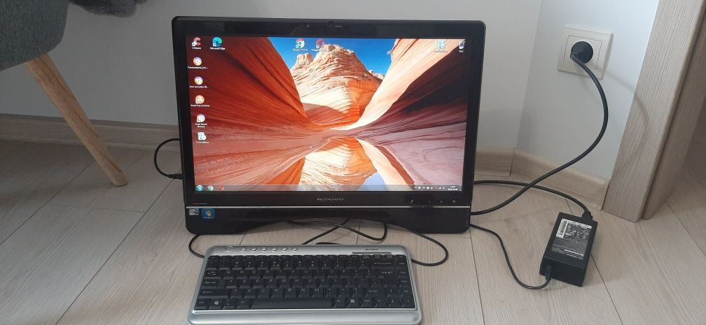 Komputer Lenovo Windows 7 Home Prem OA Lenovo