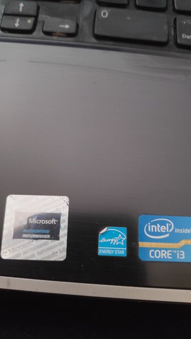 Laptop Dell. 17  cali Nova bateria