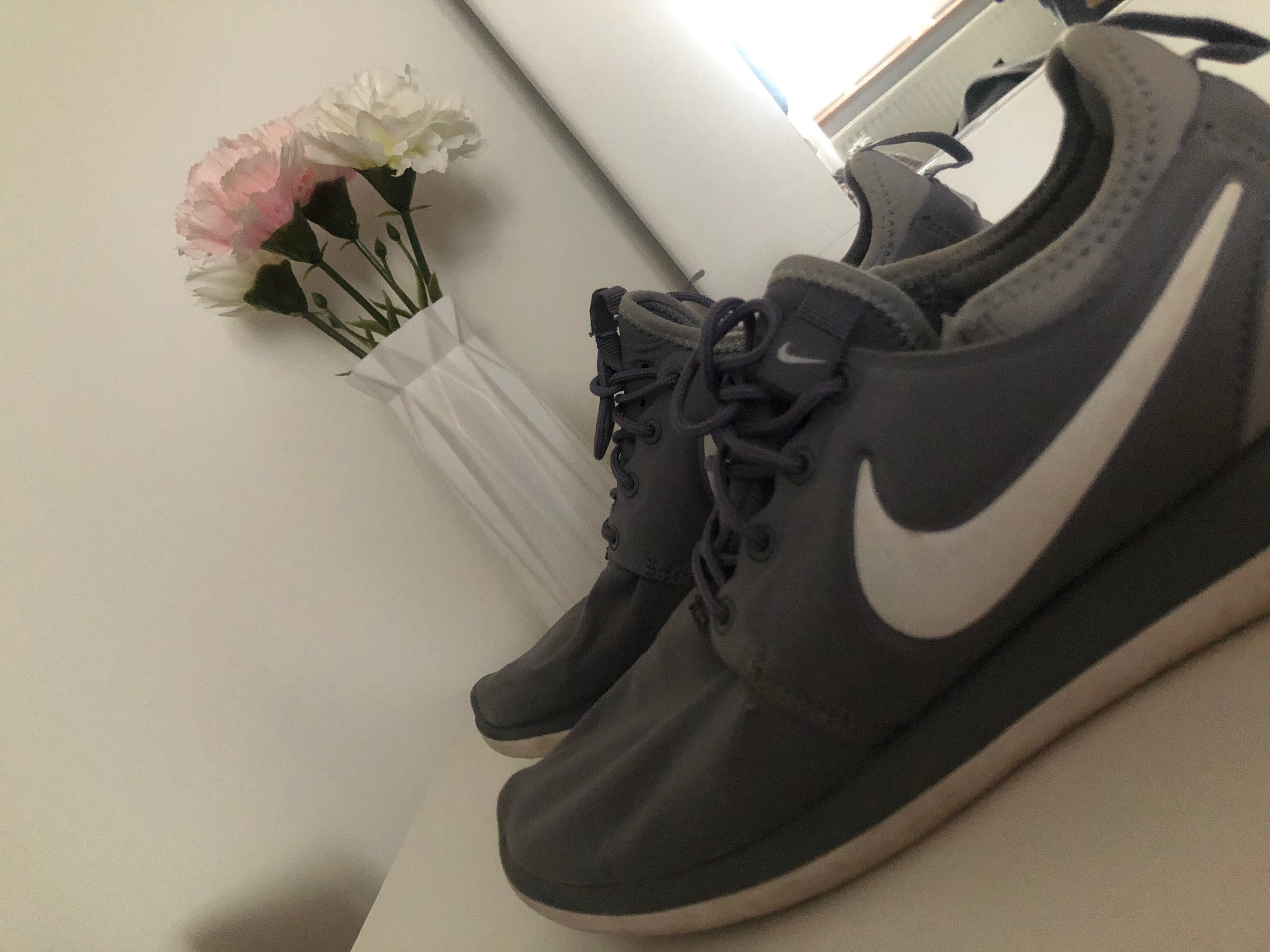 Buty nike szaro biale