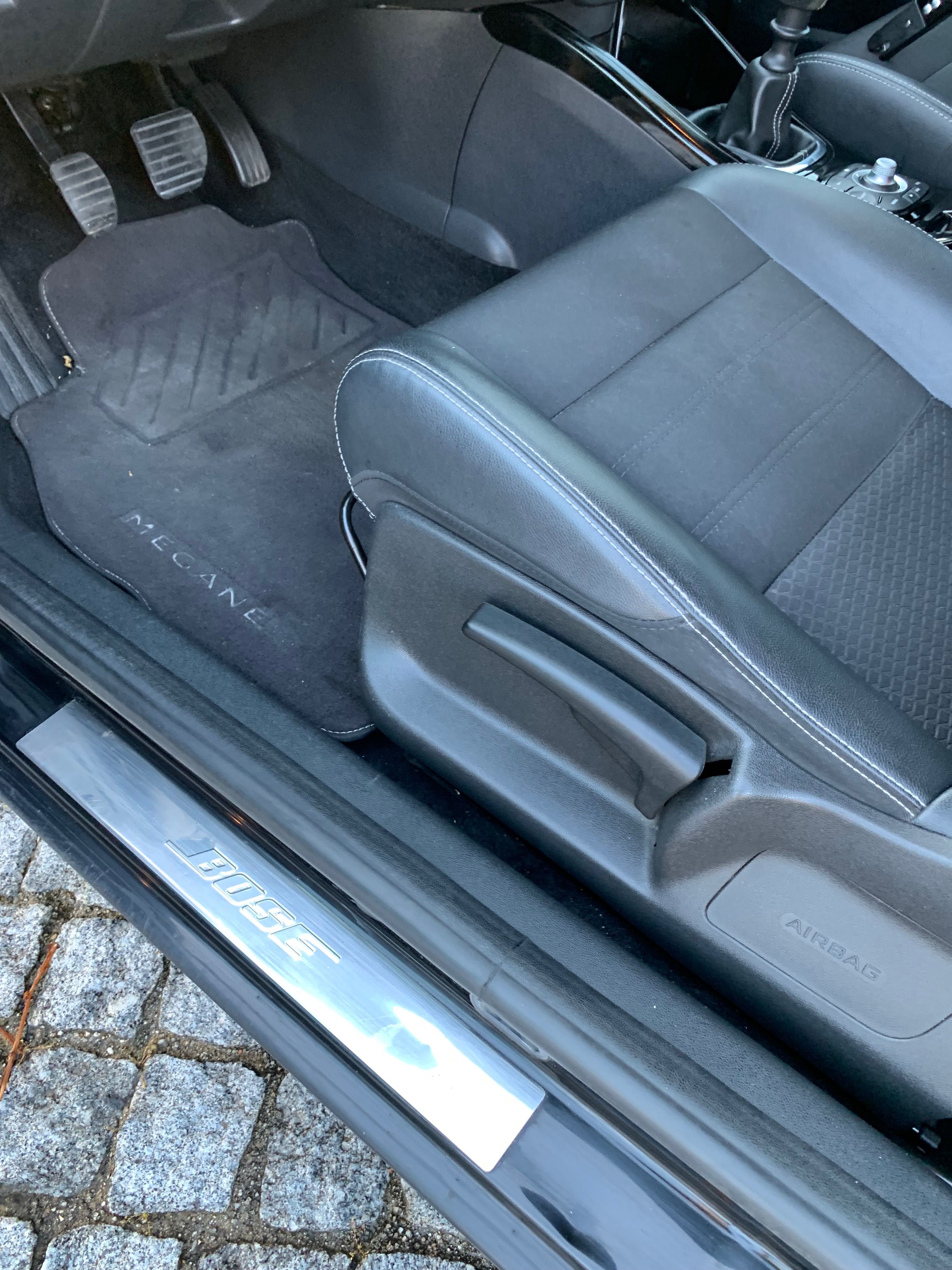 Renault megane coupe Bose