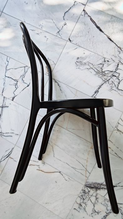 Komplet 4 krzesła IKEA koloru czarnego, cztery krzesła tworzywo