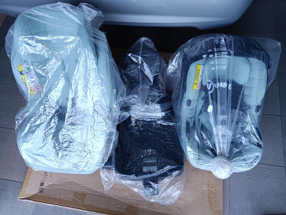 Fotelik nosidełko na isofix Avionaut komplet sprzedam