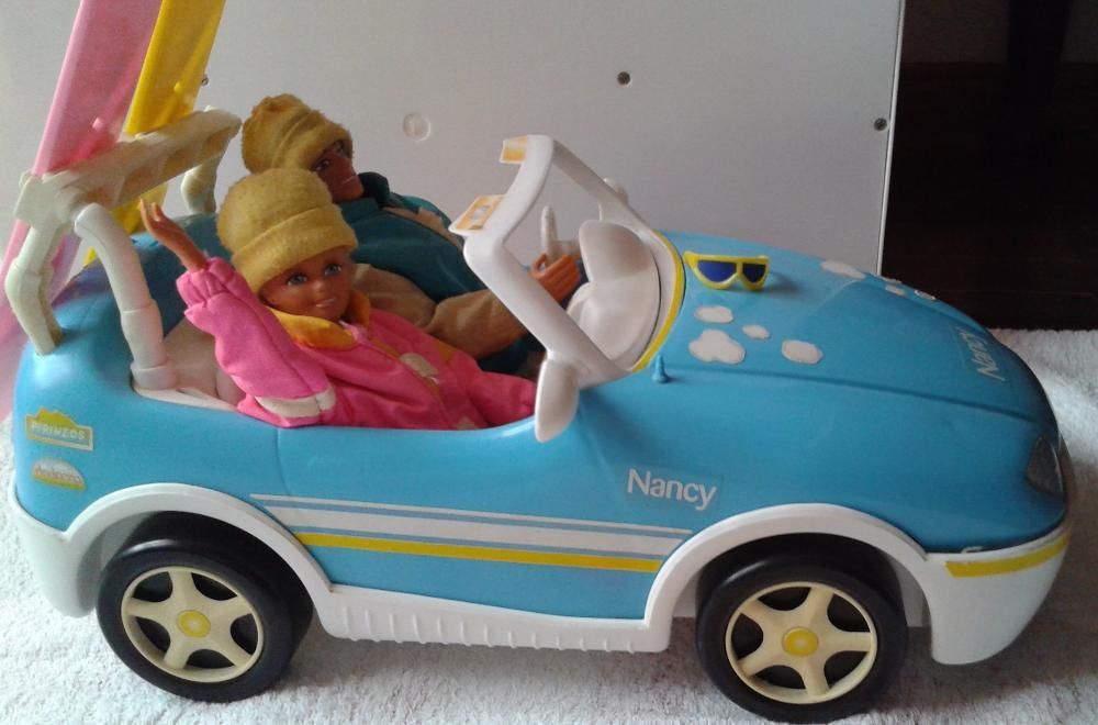 Barbie/Nancy - Carro da Neve