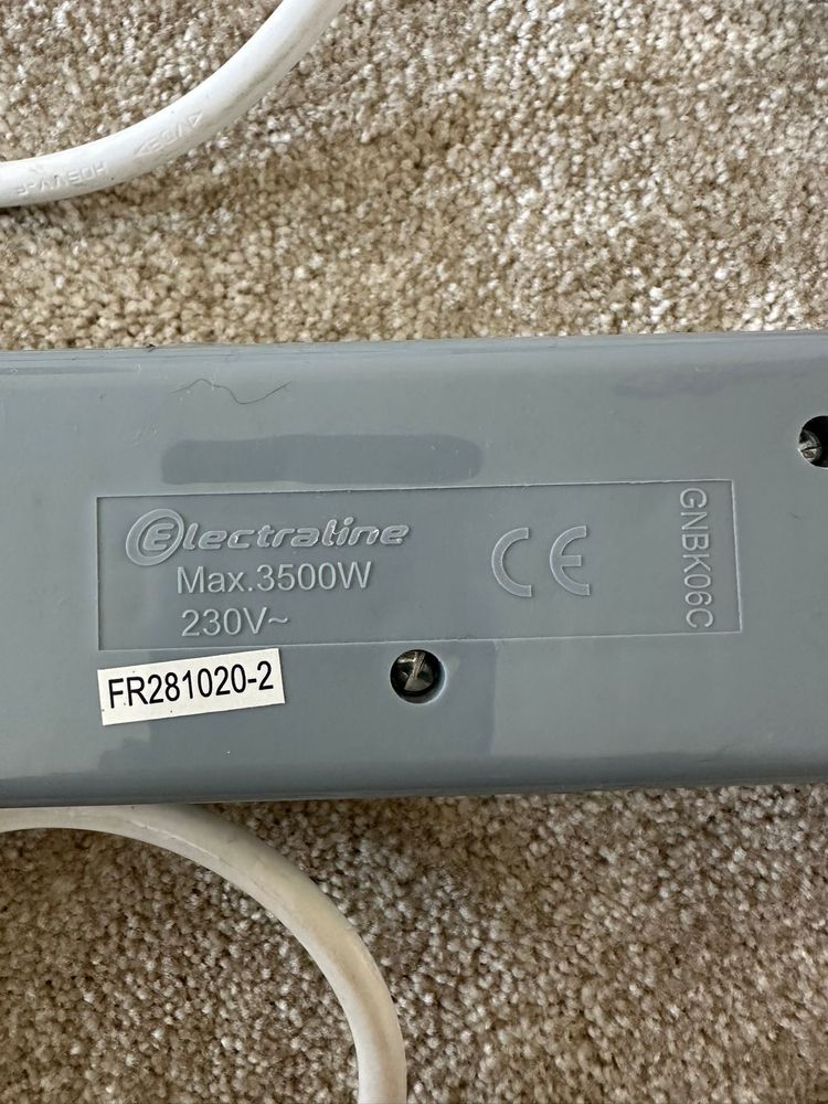 Múltipla Toma Electraline com Interruptor – 6 Entradas (3500W / 230V)