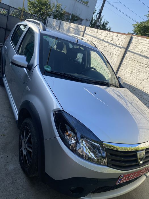 Продам Dacia sandero stepway 2010