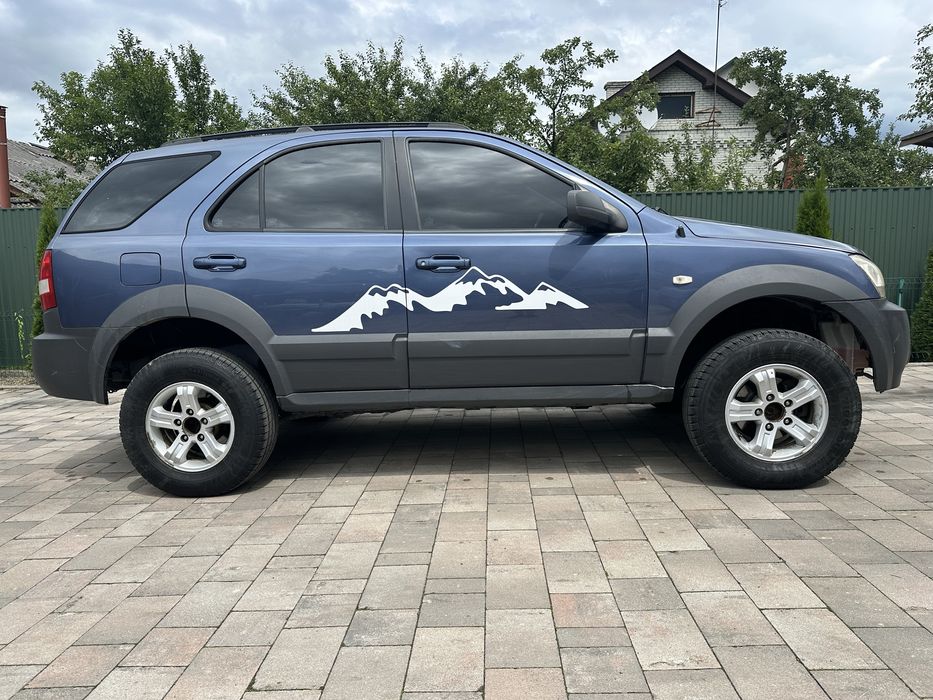 КІА Sorento Соренто джип позашляховик рамний