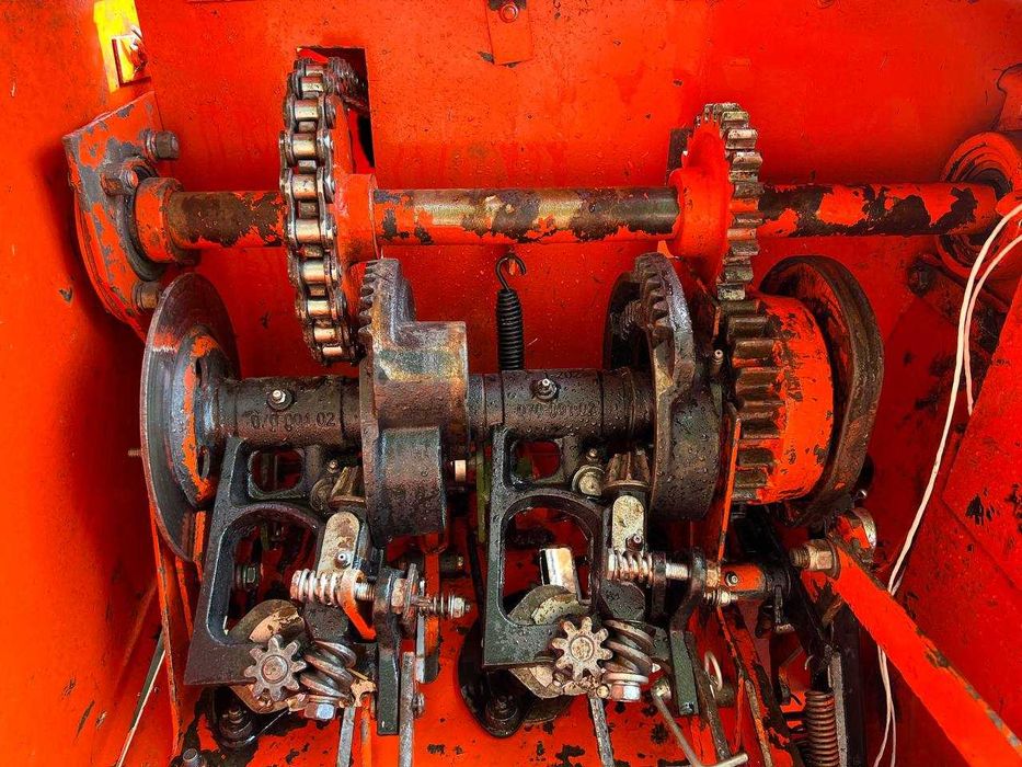 Прес Підбирач Riviera Casalis Sipma Welger Claas Пресс