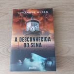 Livro "a desconhecida do sena"