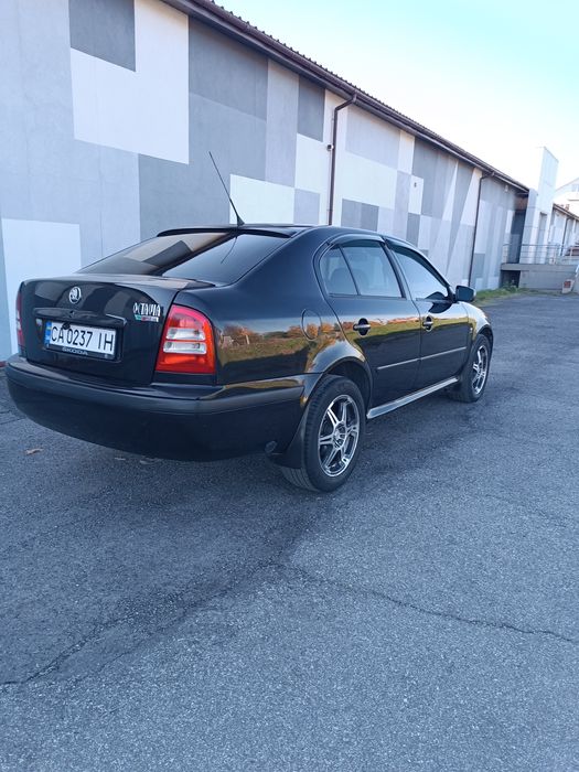 Шкода тур 1.8 газ4й