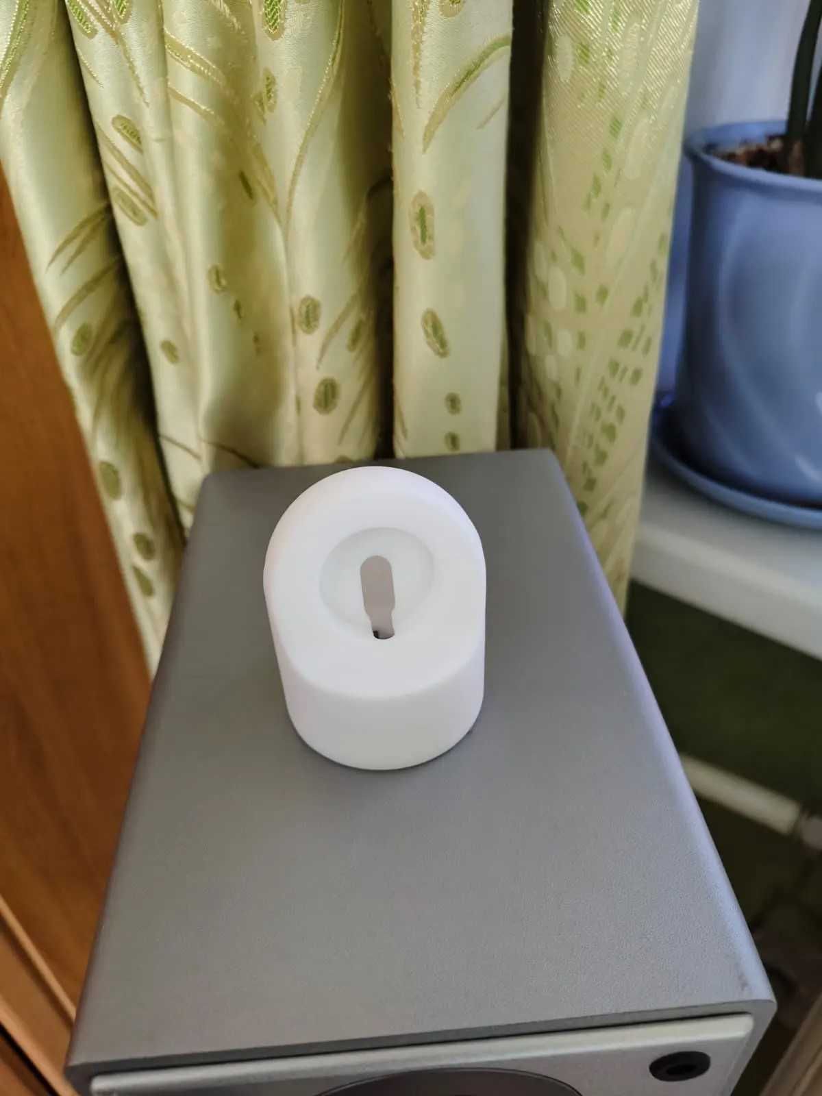 Podstawka Pod Ładowarkę Stacja Apple Watch  5/6/7/8 BIAŁA Silikon