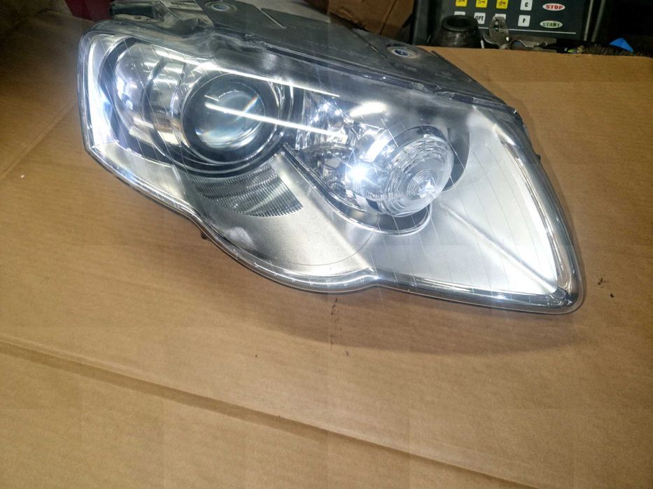 Bi xenon skretny lewy passat b6