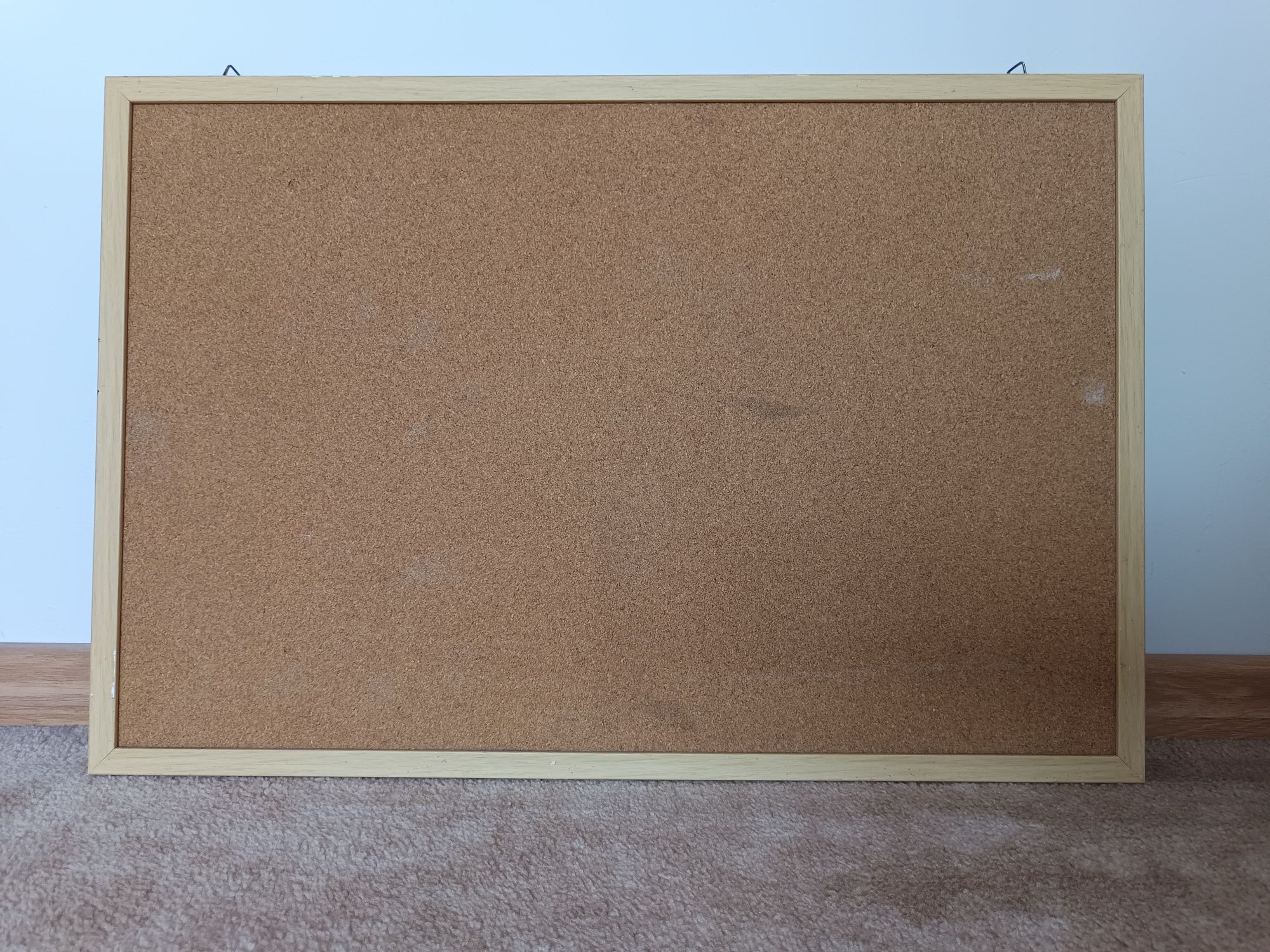 Tablica korkowa pozioma 61 x 41 x 1