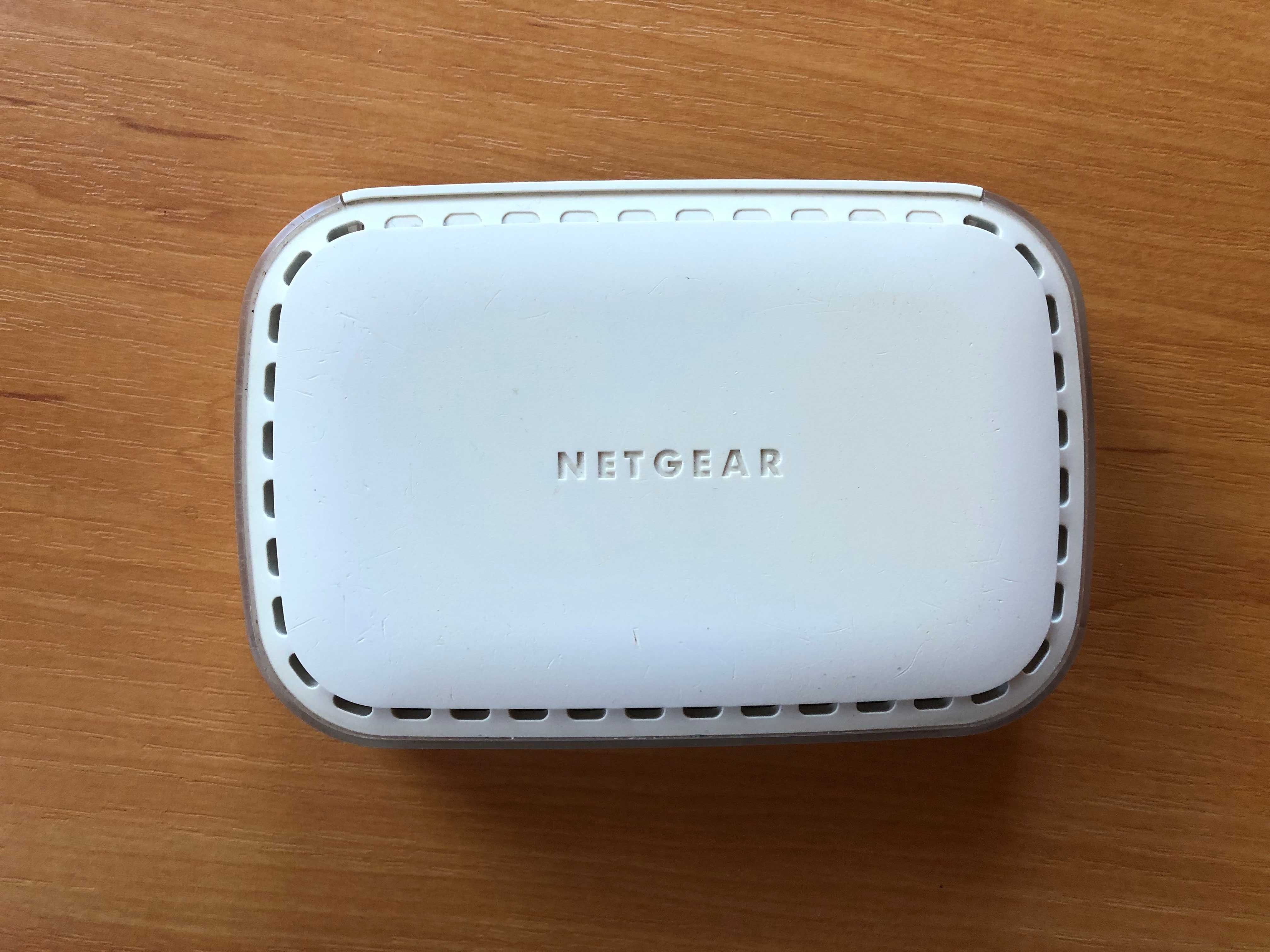 Router przewodowy DSL switch Netgear RP614 v4  + zasilacz 5V 1A
