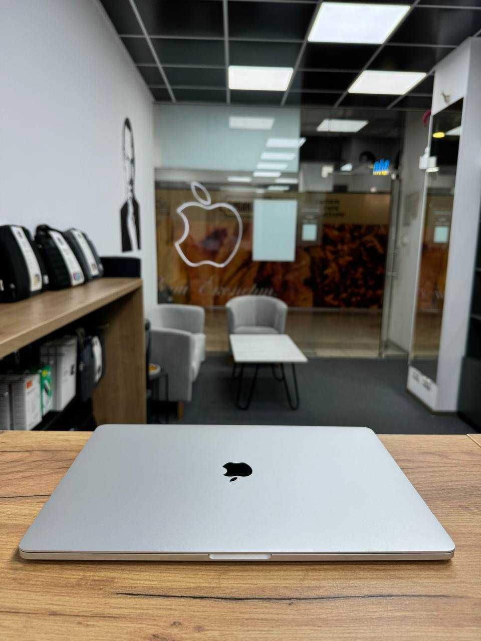 Гарантія MacBook Pro 15 2018(2019) Макбук I7|16|256 Ідеальний стан!