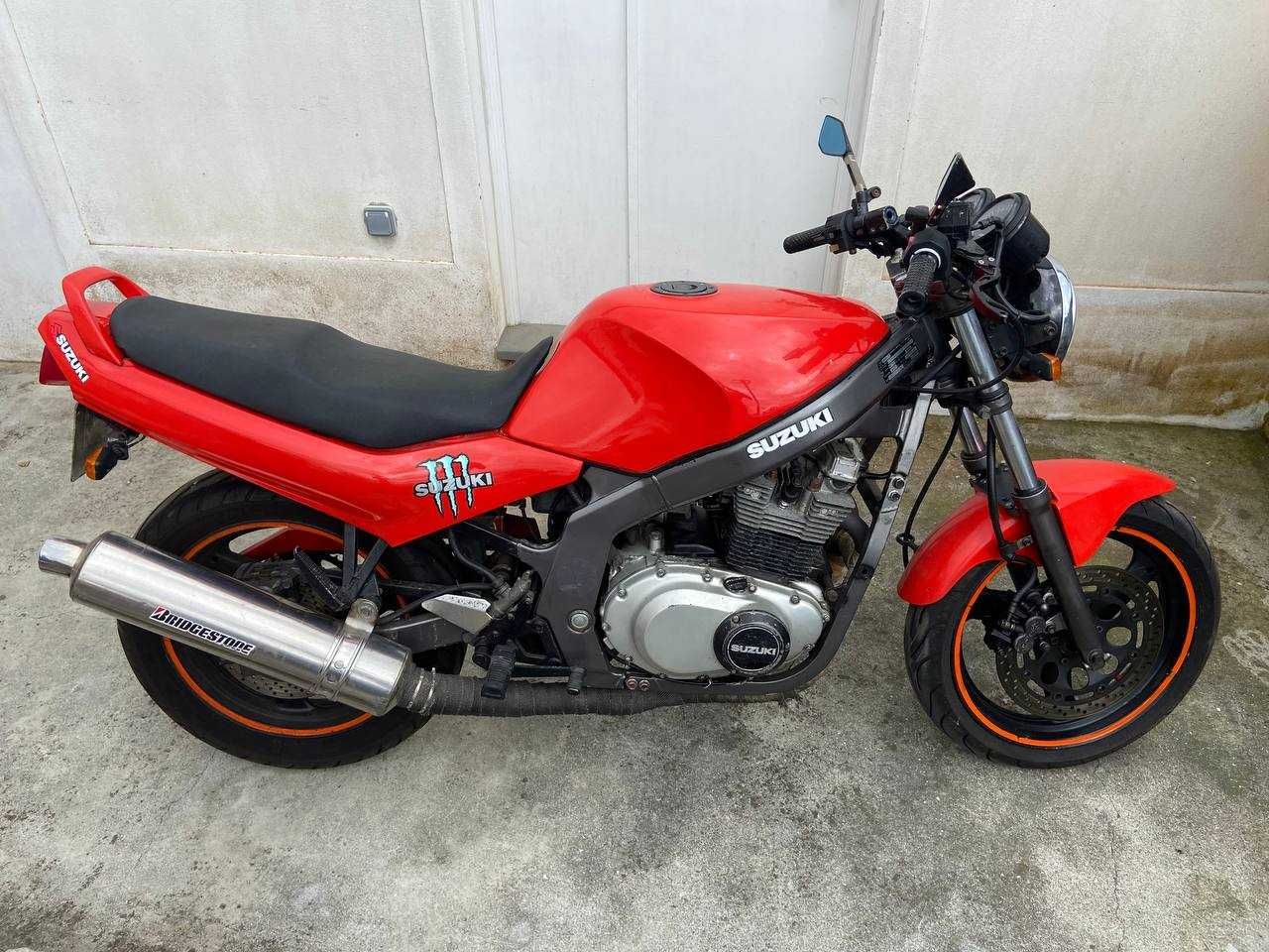 Mota Suzuki GS 500