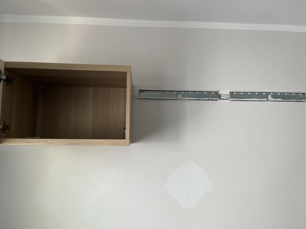 Komplet szafek marki Ikea Besta