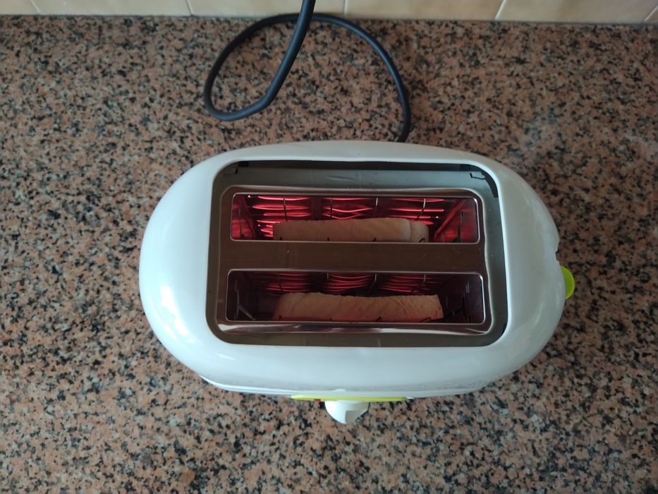 Torradeira tostadeira casa grelhador açadeira quarto apartamento.