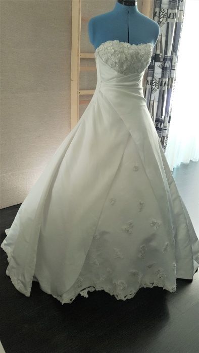 VESTIDO DE NOIVA - Maggie Sottero c/ Certificado- Saiote Echarpe Luvas