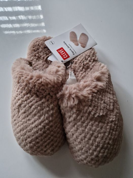 Damskie kapcie Cleve, ocieplane, beżowe, zimowe rozmiar 36/37