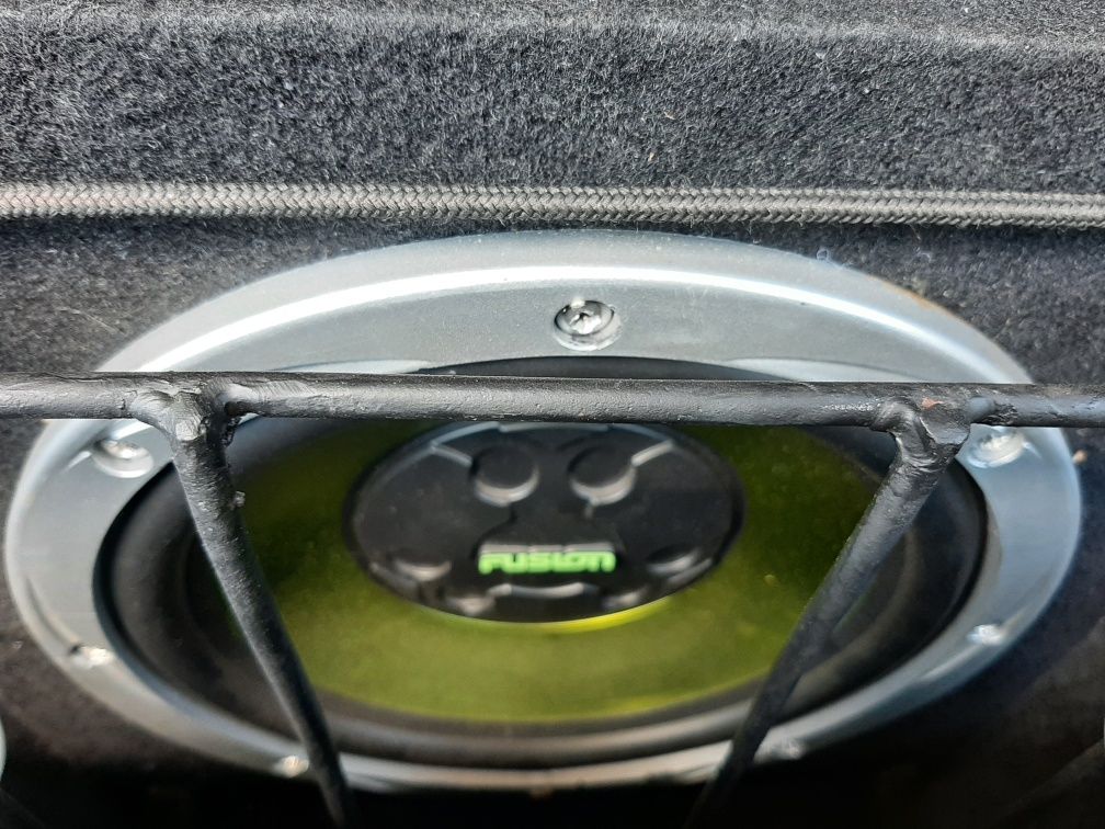 Subwoofer fusion hetrz he2
