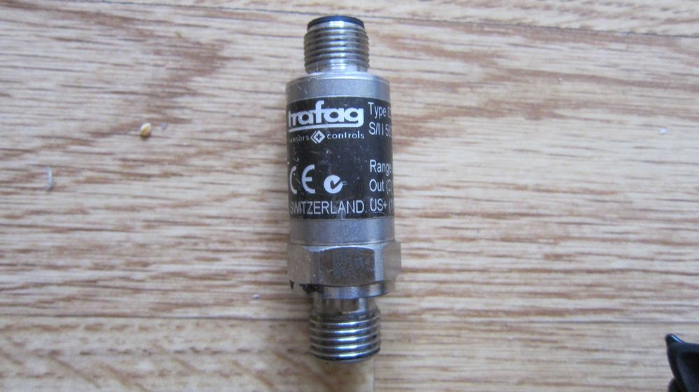 Датчик давления WIKA  (преобразователь давления).HMF 28366 манипулятор