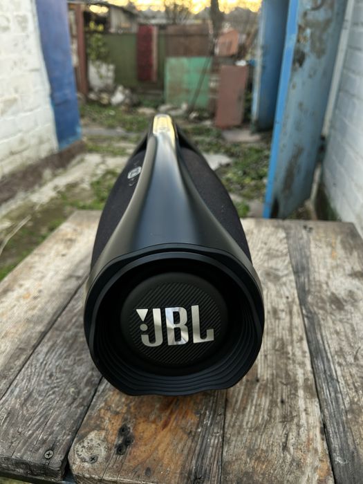 JBL Boombox 2 .!