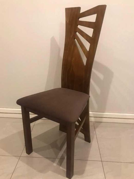 4 krzesła tapicerowane w kolorze wenge