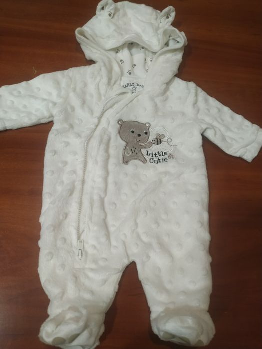Комбінезон для новонароджених