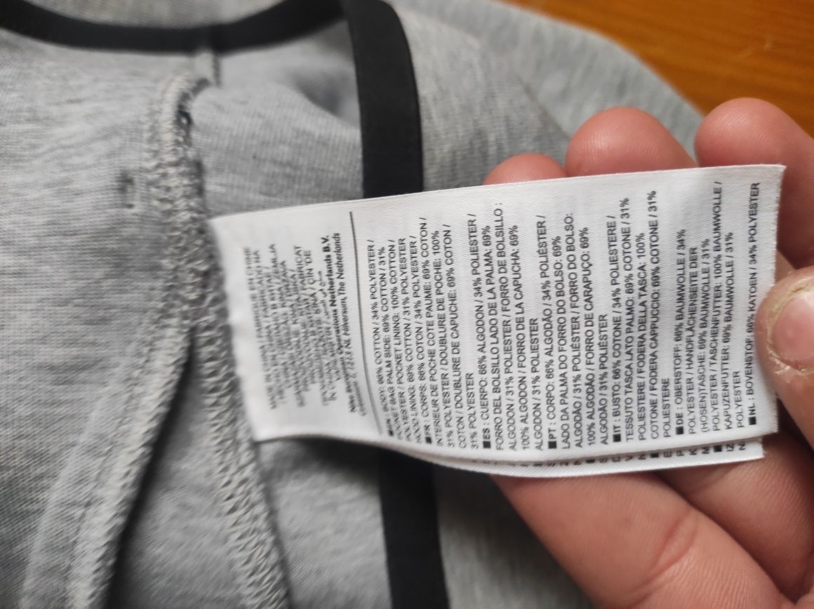 Кофта nike tech fleece L розмір