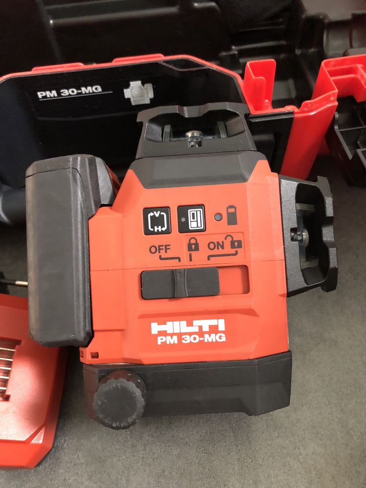 Мультилінійний лазерний нівелір Hilti PM 30-MG, 3D