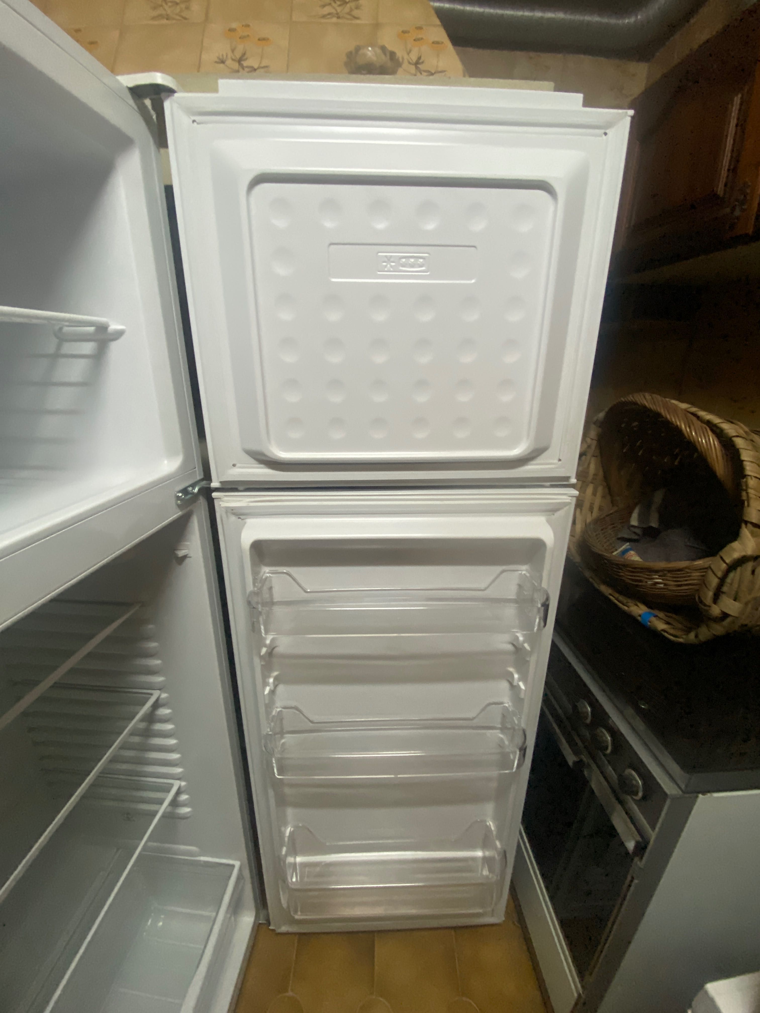 Frigorífico Hotpoint