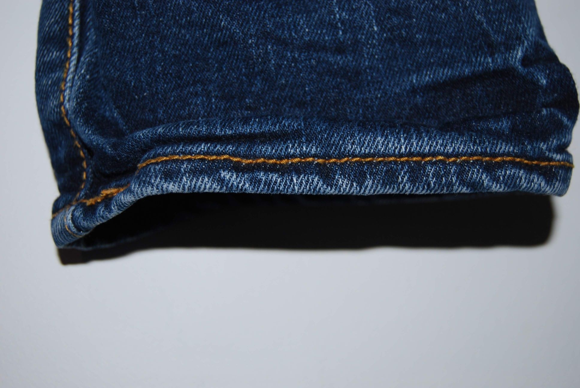 Damskie spodnie dżinsowe H&M W32L32 pas 41/dl.wew.74/nog 14/udo 25
