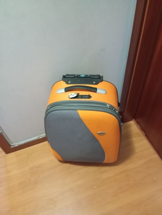 Vendo mala de viagem, mala de  cabine