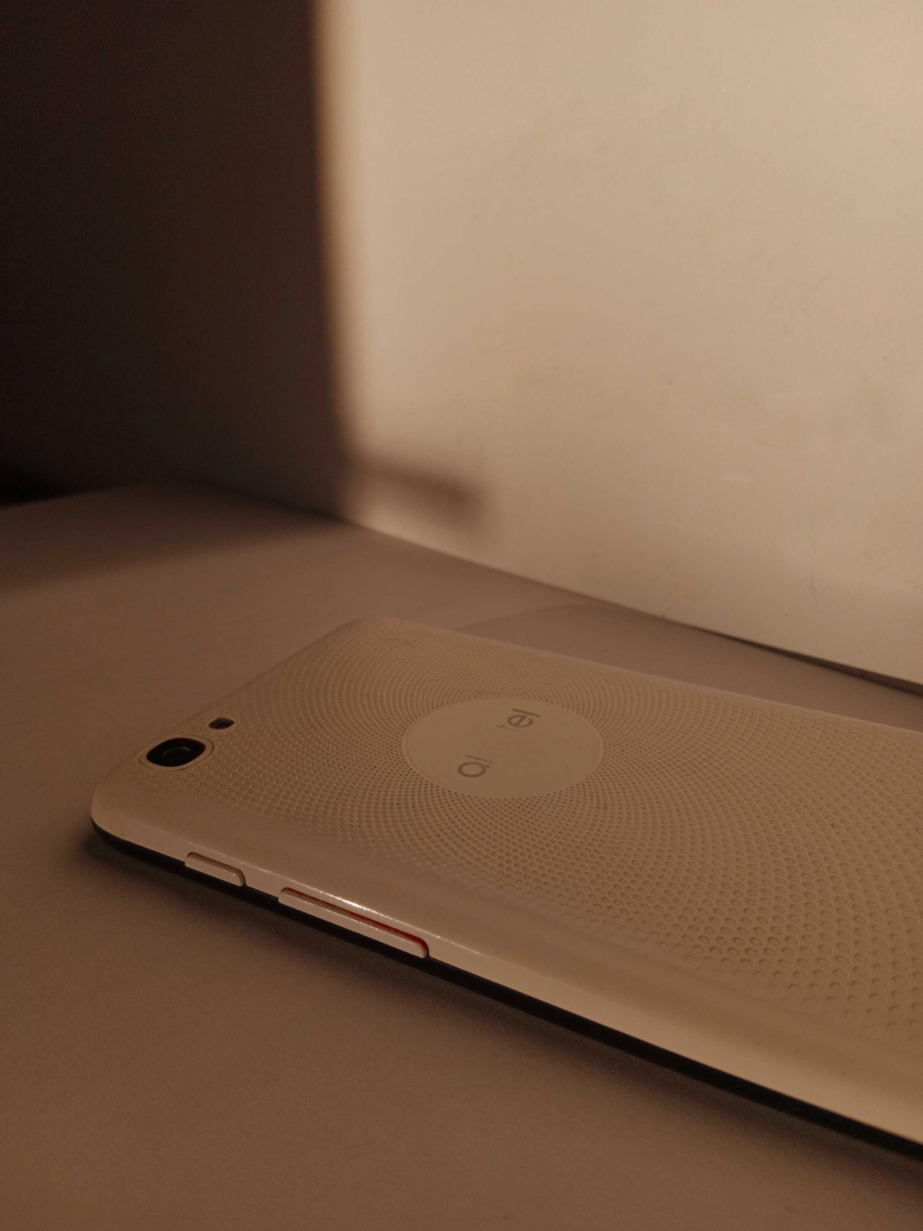 Telefon Alcatel Pixi 4 Plus Power