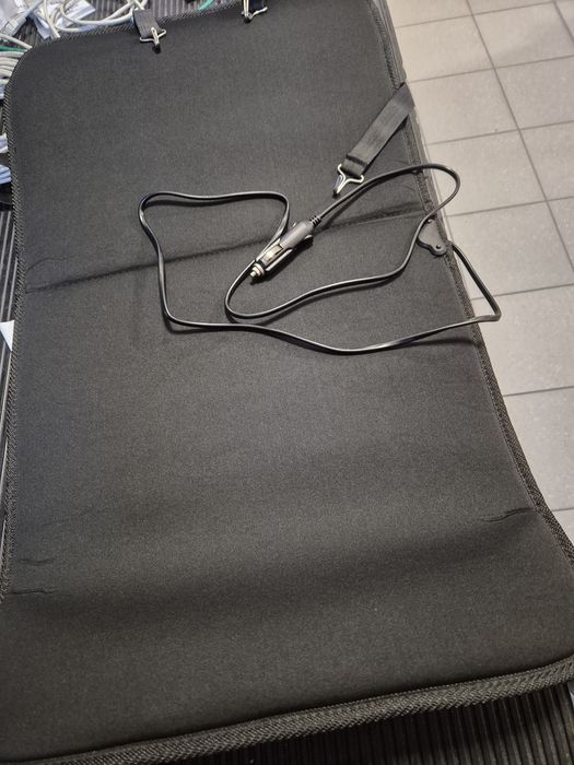 Mata samochodowa podgrzewajaca