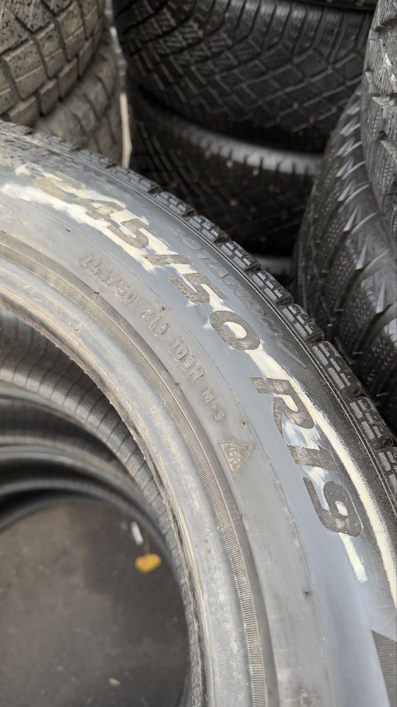 245/50/19 Pirelli ICE Zero, TESLA  Y