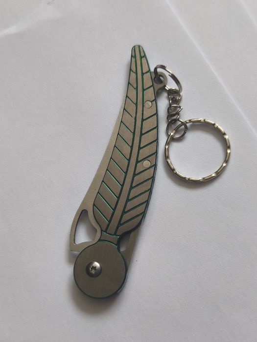 Faca Porta chaves de Pena em aço inoxidável