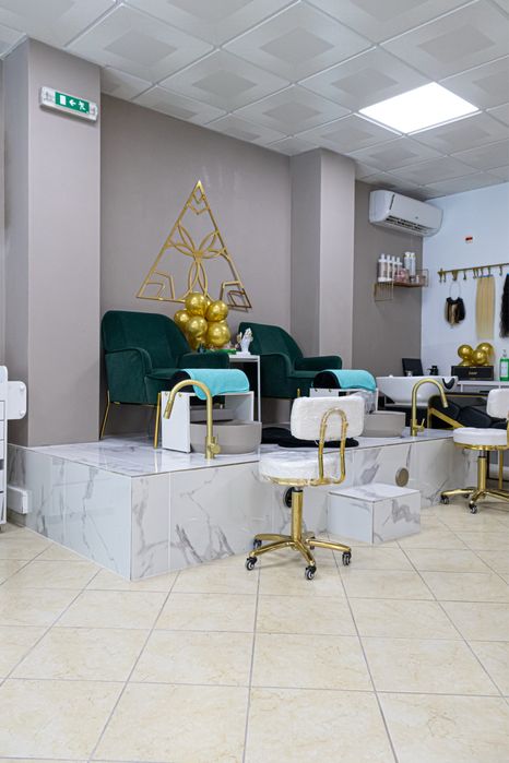 Alugo espaço  para estetica e manicure