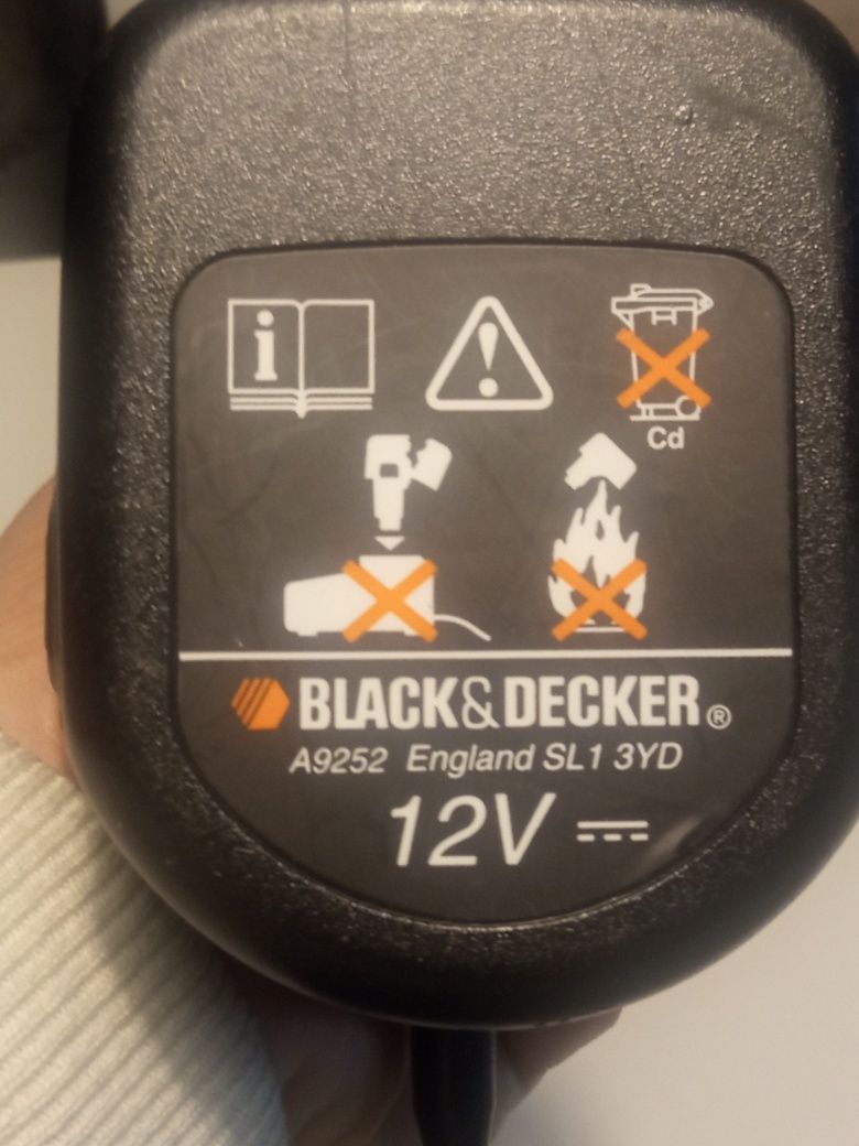 Black&Decker CD12C Wkrętarka 12V